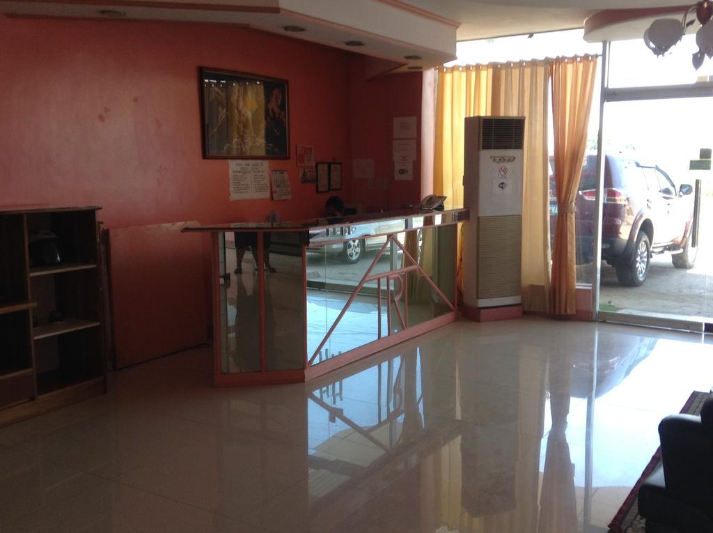 מקטאן John Mig Hotel מראה חיצוני תמונה