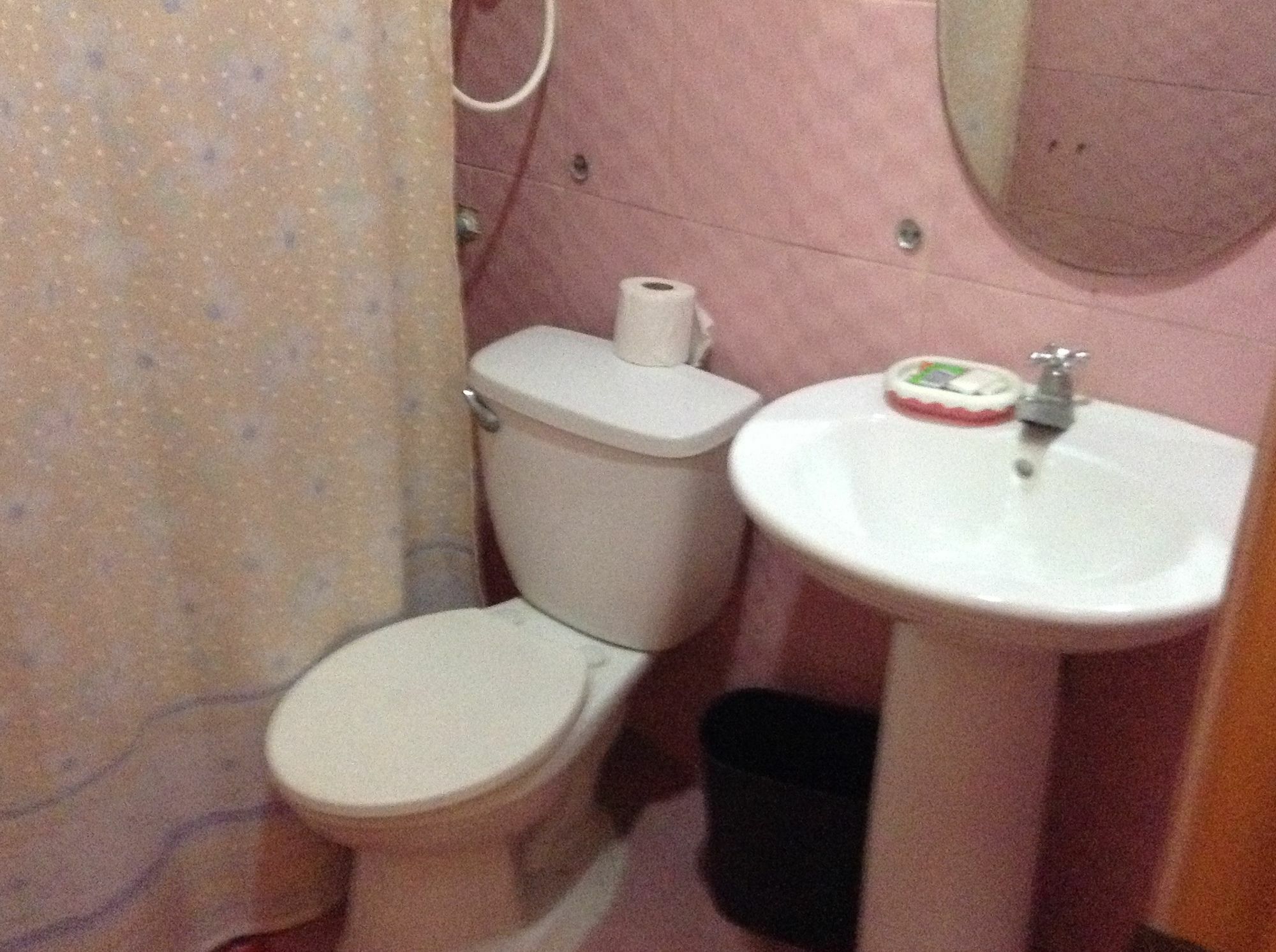 מקטאן John Mig Hotel מראה חיצוני תמונה